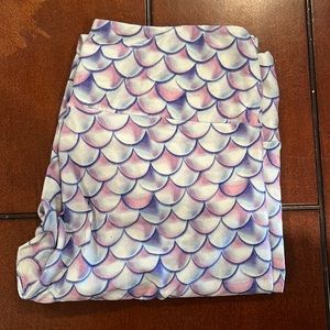 LulaRoe mermaid leggings OS (0-12)